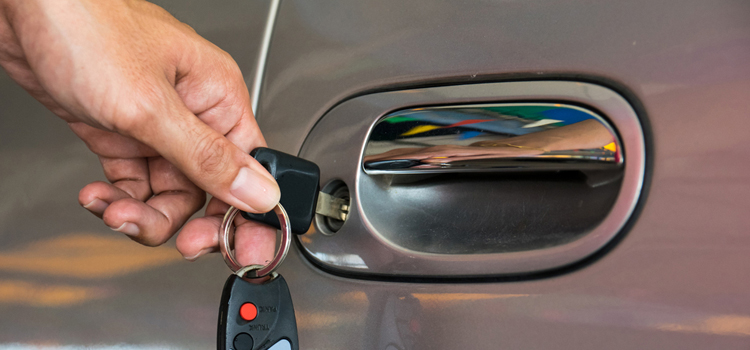 Car door lock repair in Carson