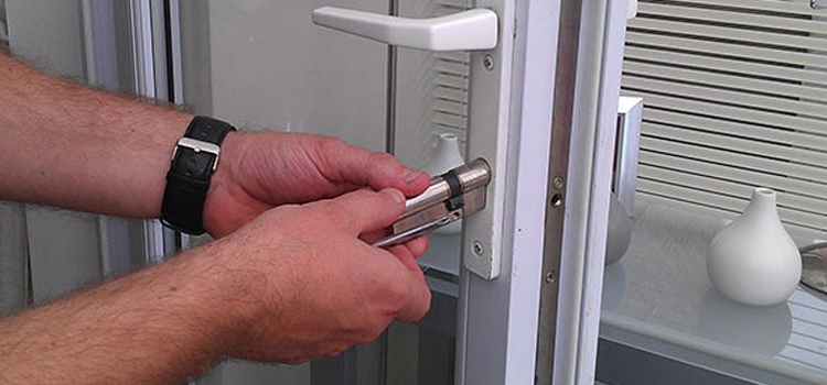 Commercial Door Lock Repair in Carson